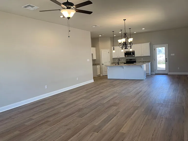 6893 Summerset Dr — Photo 13