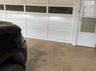 805 E Tom Stafford St, Weatherford, OK 73096