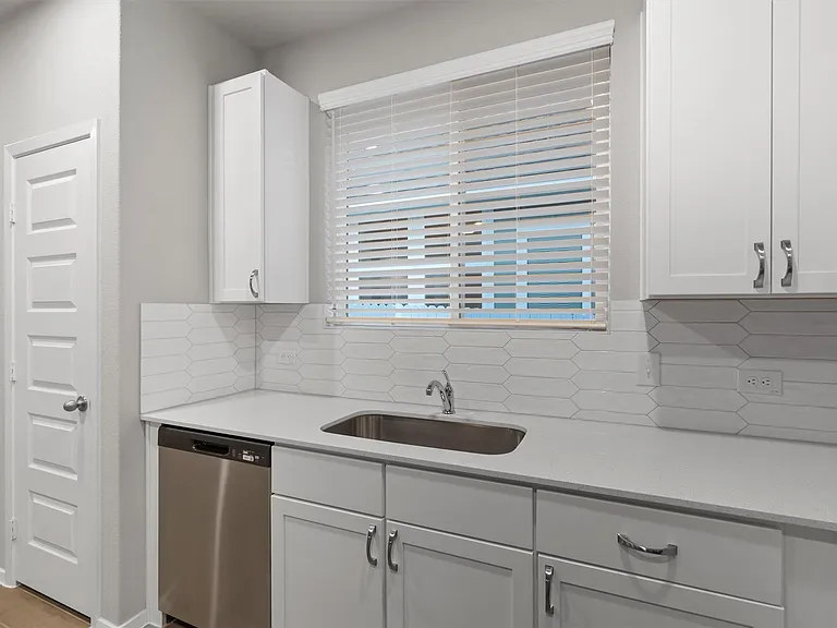 109 Tillage Rd — Photo 9