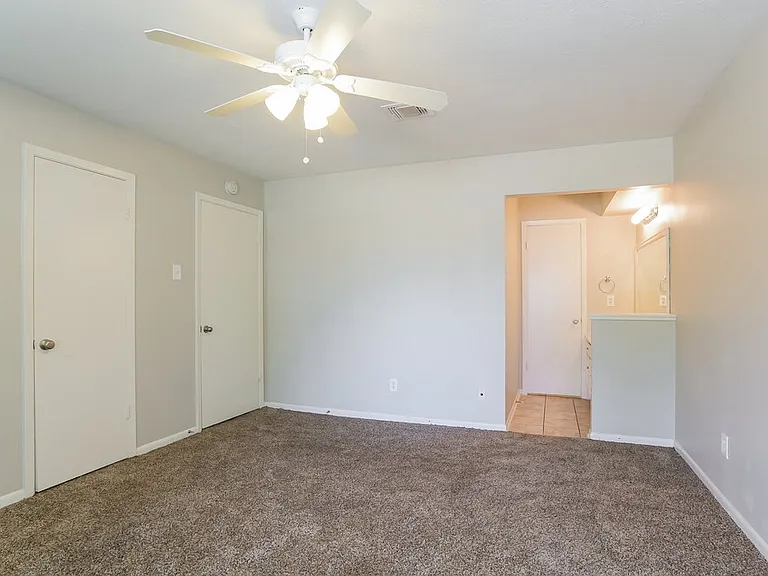 2707 Skelton Dr — Photo 8