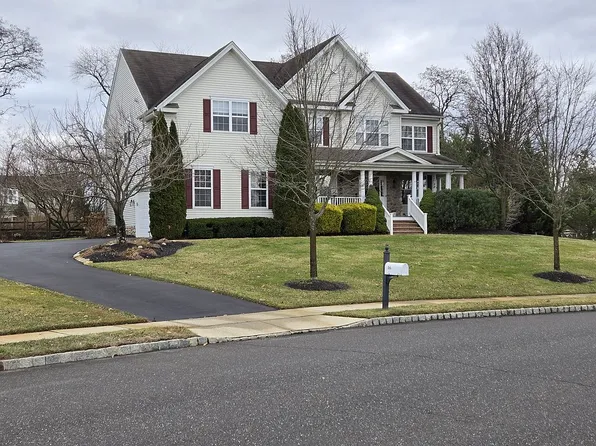 16 Waverly Dr, Columbus, NJ 08022