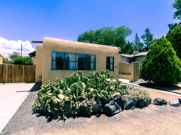 306 Tulane Dr SE, Albuquerque, NM 87106