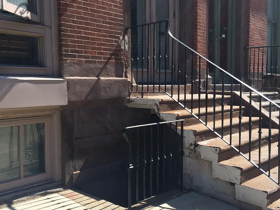 2131 Walnut St #101