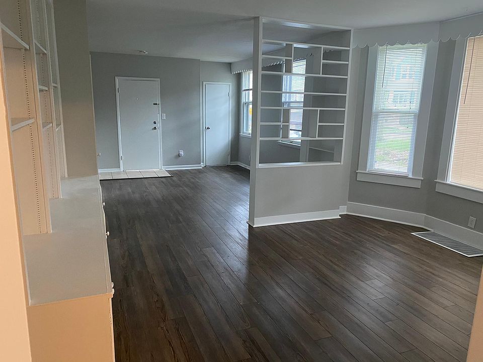 Front Entrance / Living Room