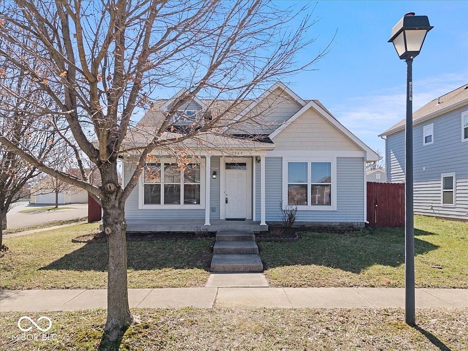 1st image of 2849 Hervey St