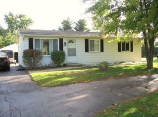 4235 Pommore Dr, Milford, MI 48380