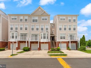 2506 Einstein St #259, Herndon, VA 20171