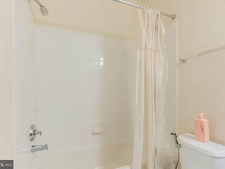 15316 Admiral Baker Cir — Photo 61