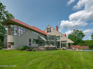 1312 Sutton Rd, Shavertown, PA 18708