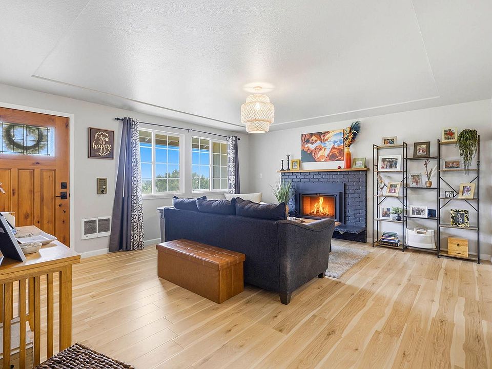 1st image of 706 Buena Vista Ave