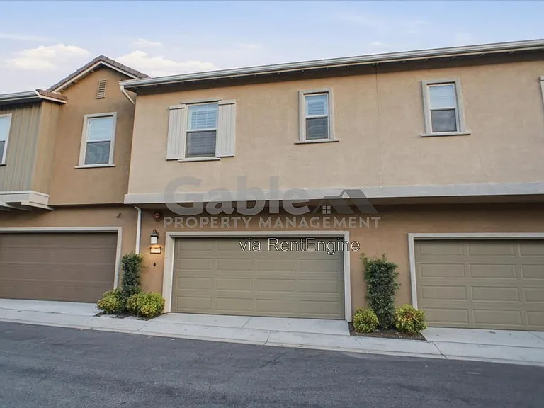 22728 Harmony Dr — Photo 18