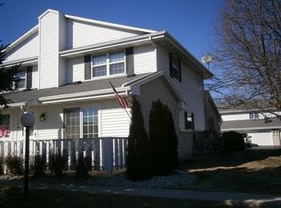 2531 N Lexington Dr #1, Janesville, WI 53545