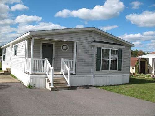 1st image of 102 Heatherbrooke Est
