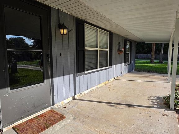 3rd image of 130 ROBERTS Boulevard