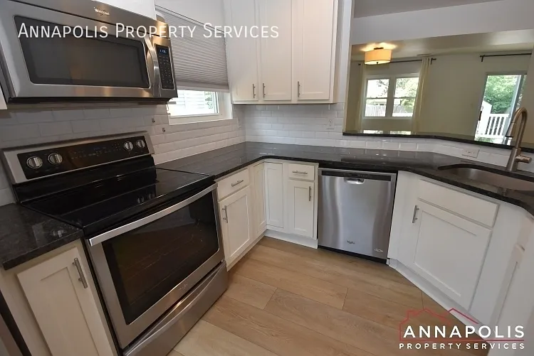 1625 Hilltop Rd — Photo 3