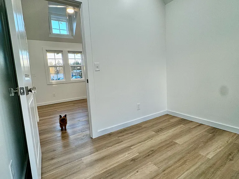 15003 W Thorne Ln SW — Photo 8