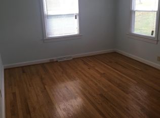 2733 Robin Hood Dr, Greensboro, NC 27408