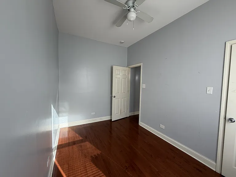 7817 S South Shore Dr #2 — Photo 6
