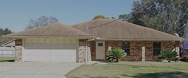 1st image of 308 Camelia Ave