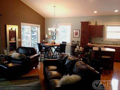 2nd image of 134 Weiland Dr