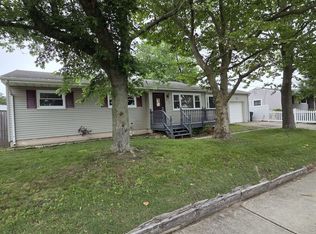 955 Egret Dr, Toms River, NJ 08753