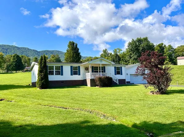 2783 Mountain Rd, Cedar Bluff, VA 24609