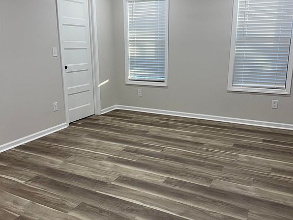 5th image of 2306 Rector Rd