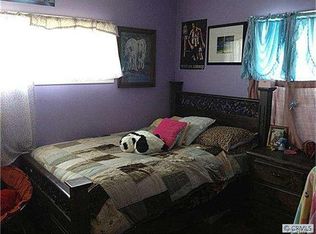 220 E Cornell Dr, Rialto, CA 92376