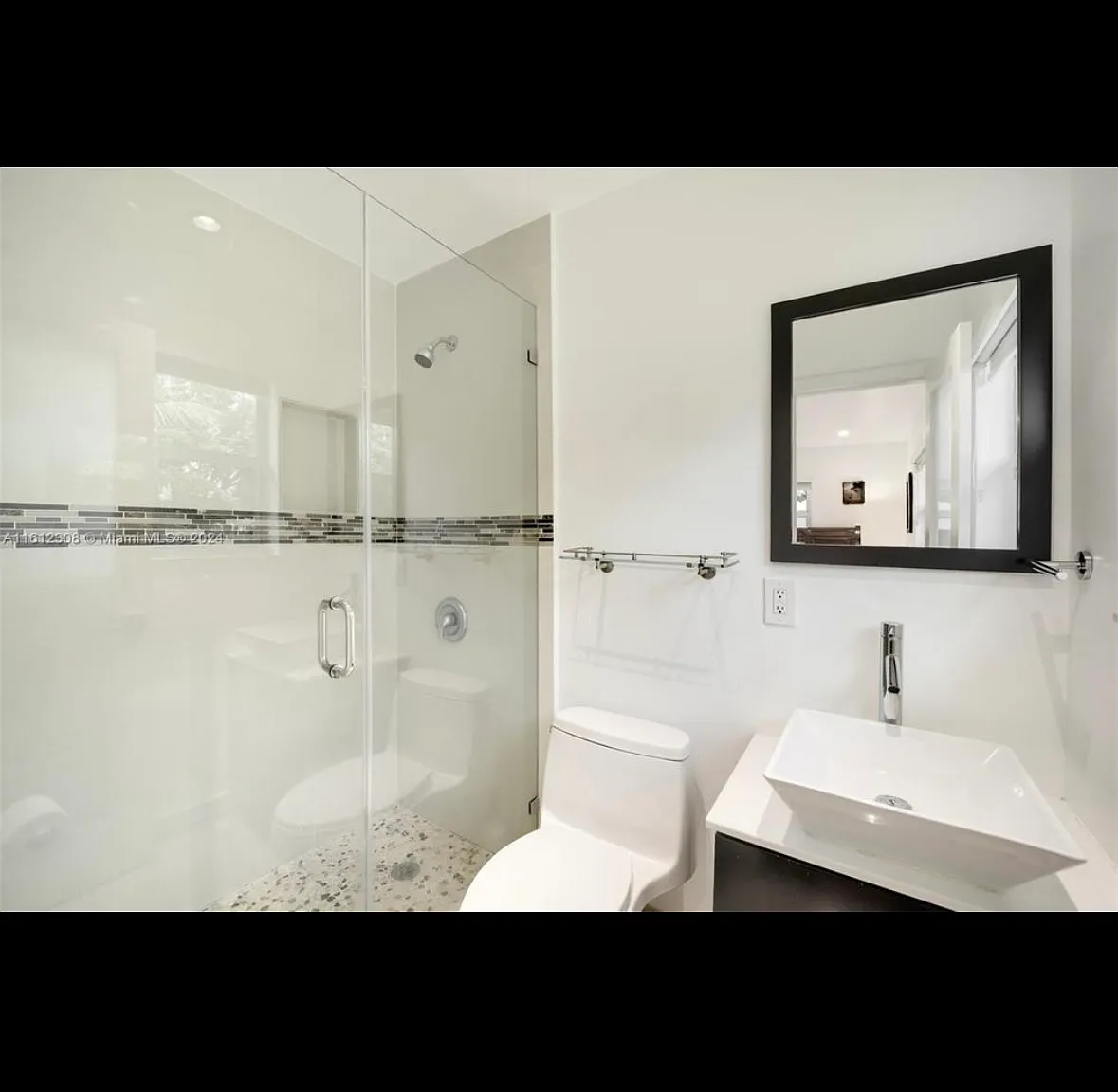 4 bed, 1450 sqft, $3,900 — Photo 3
