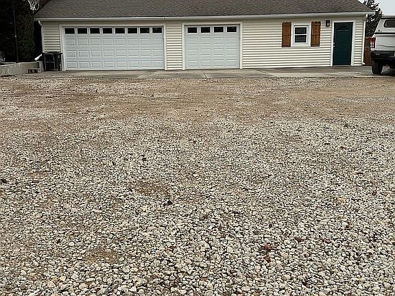 3rd image of 326 NE 20th Ave