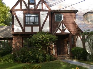 624 Dedham St, Newton, MA 02459