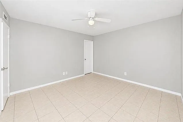 3 bed, 1600 sqft, $2,040 — Photo 4