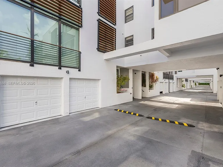 225 E Enid Dr #44 — Photo 1