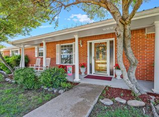 1600 Impala Dr, Crowley, TX 76036