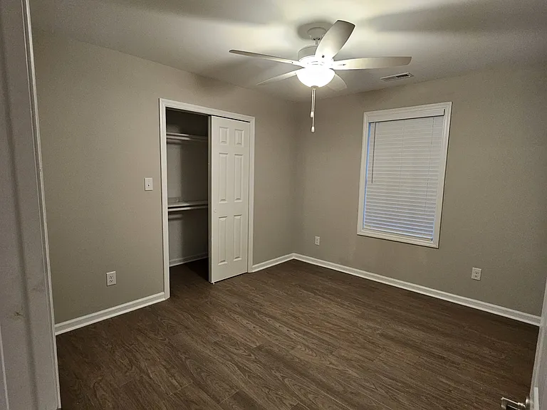 2012 Thompson Dr #2 — Photo 9