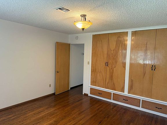 2nd image of 1137 Janey Way