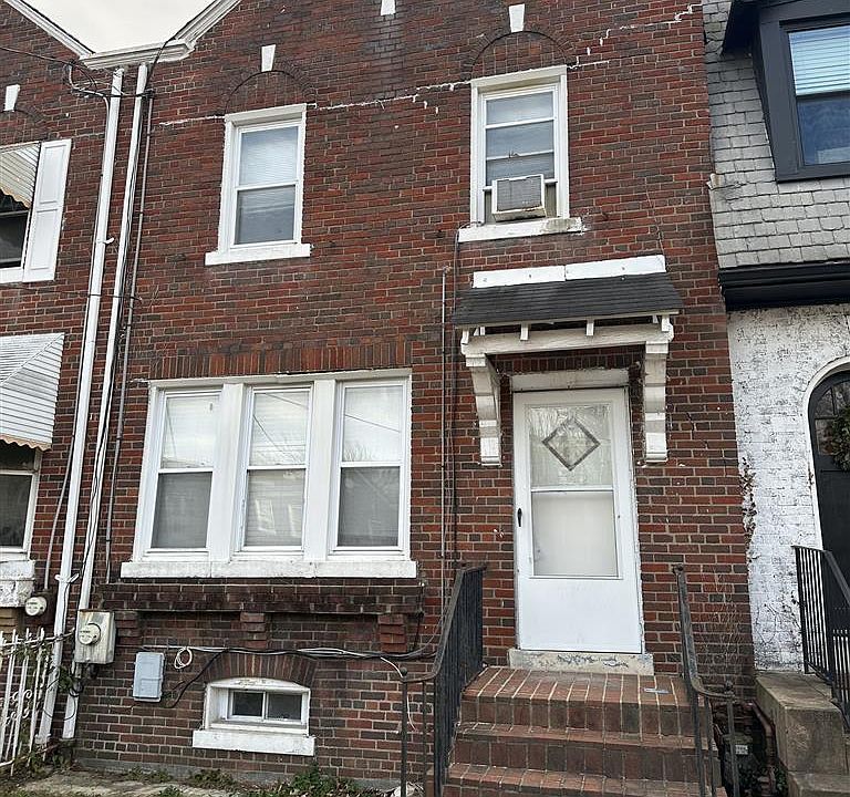 1st image of 532 Ingraham St NW