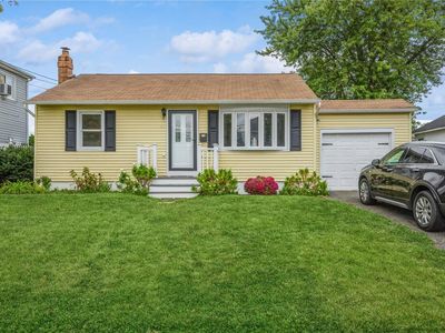 29 Leibrock Avenue, Lindenhurst, NY, 11757
