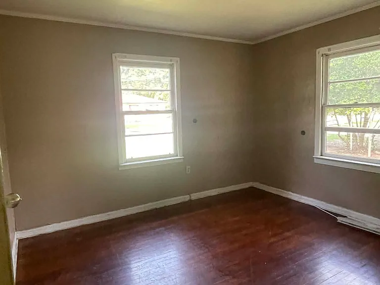 206 Celia Dr — Photo 5