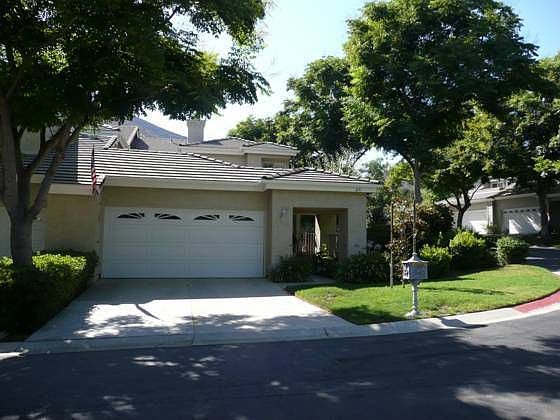 1st image of 851 Sunstone St