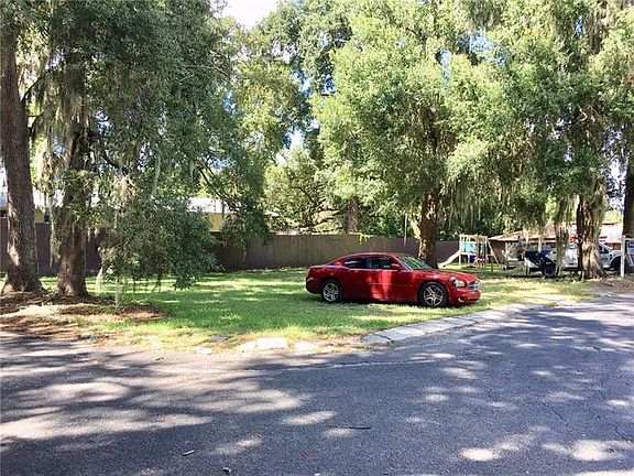 2nd image of 101 Lake Hunter Dr #28