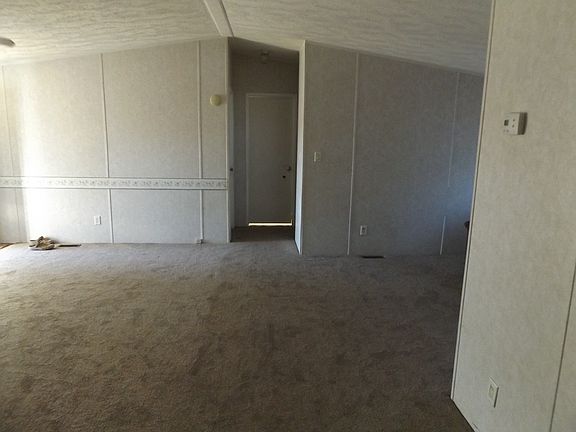 Living Rm left; Dinning Right