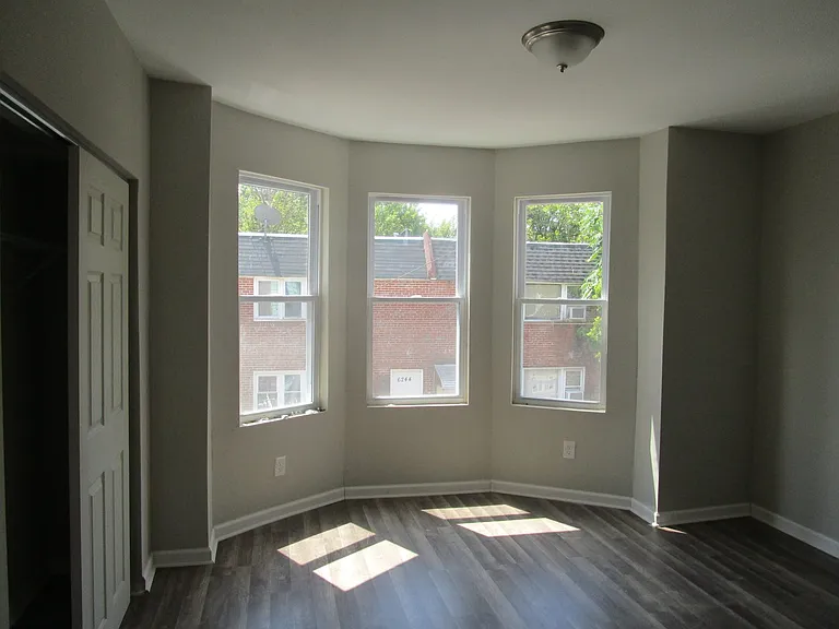 6243 Clearview St — Photo 10