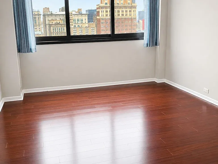 1326 Spruce St #42-2401 — Photo 4