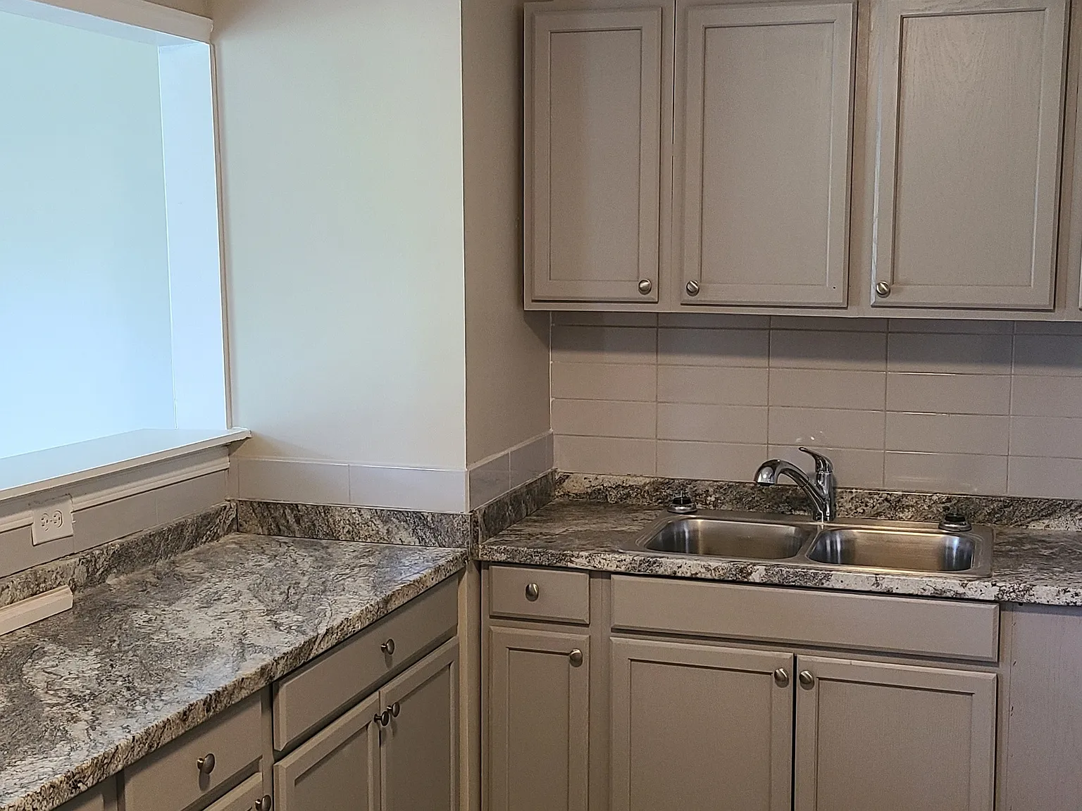 1 bed, 600 sqft, $1,125 — Photo 4