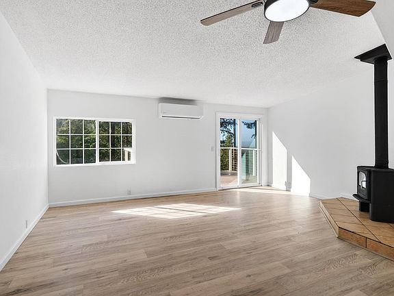 4th image of 40421 Mountain View Road