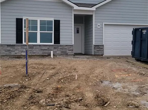 36425 W 102nd Pl, Desoto, KS 66018