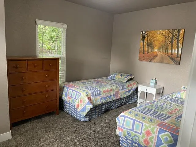 926 E Moreno Ave — Photo 16