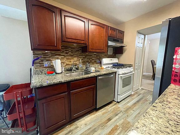 5th image of 11226 Cherry Hill Rd APT 103