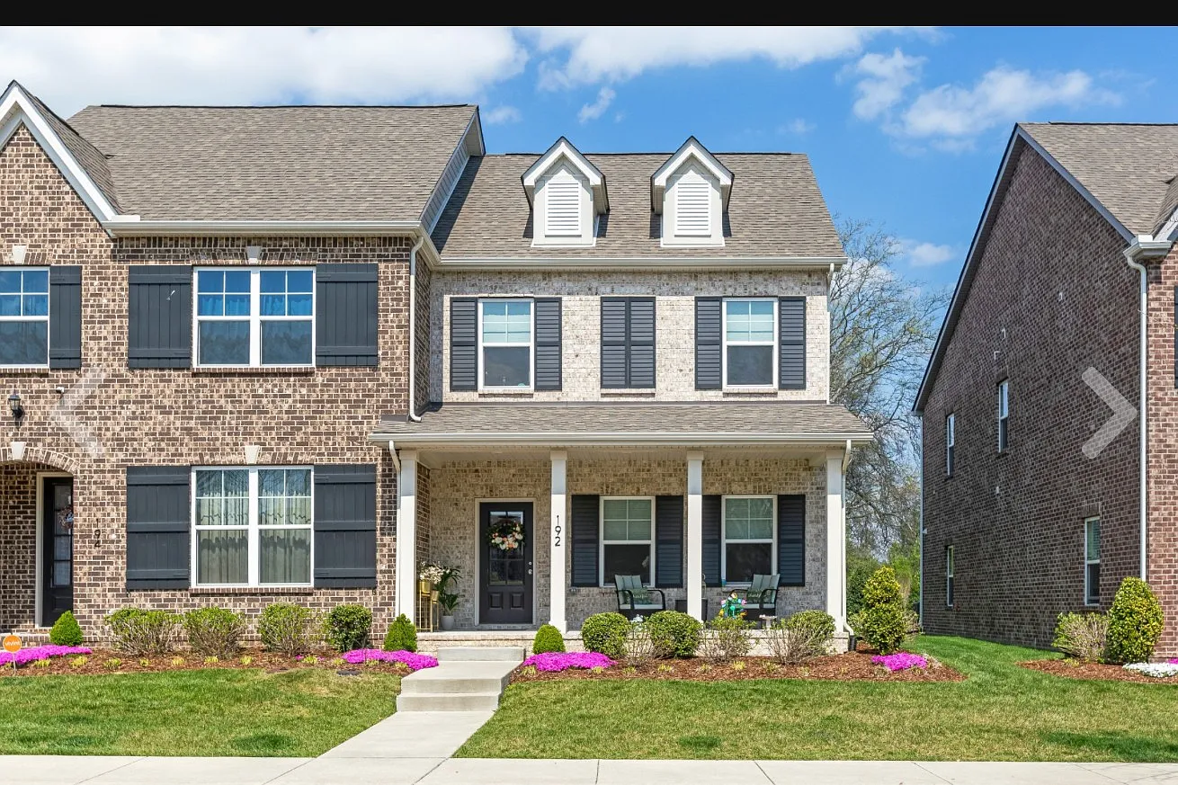 3 bed, 2.5 bath, 1809 sqft, $3,000 — Photo 1